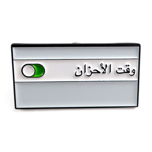 Spille in smalto a forma di chiave personalizzata in fabbrica - Product Image 4