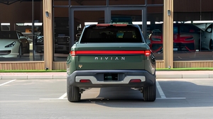 Auto Eléctrico R1T de Ri vian 2022 con Tracción en las Cuatro Ruedas - Product Image 2