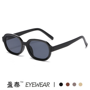 Lunettes de soleil rétro marron pour femmes, protection UV400, monture PC, style été 2025 - Product Image 4