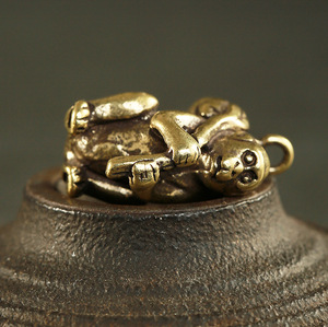 Ornements de singe en laiton, porte-clés micro-sculpté en Bronze antique, accessoires de décoration pour la maison, petite figurine - Product Image 3