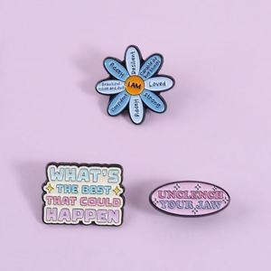 En gros, épingles en métal, broches et badges pour vêtements, mignons, style dessin animé, avec citations motivantes 'Love Yourself' et motifs floraux - Product Image 2