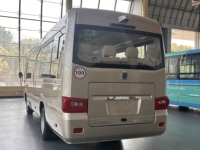 Bus 23 places LHD prêt à être expédié, prix direct usine, personnalisation disponible