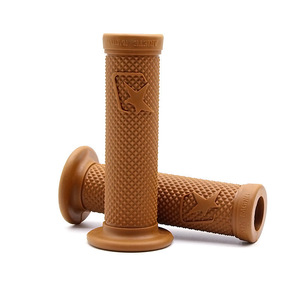 ปลอกแฮนด์รูปดาวห้าแฉกแบบย้อนยุคยางกันลื่นสำหรับรถมอเตอร์ไซค์ครุยเซอร์สีน้ำตาลอ่อน - Product Image 1