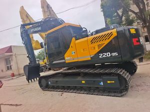 Excavadora Usada de 22 Toneladas, Máquina Original Coreana Robex 220 LC 9S, Excavadora de Cadenas Hyundai R220LC-9S - Product Image 6