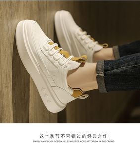 Chaussures de sport pour hommes de haute qualité, respirantes, légères, confortables, semelle extérieure en caoutchouc antidérapante, style marche printemps automne - Product Image 4