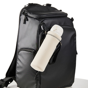 Housse de bouteille portable d'extérieur en néoprène isolante, sac de transport pour bouteille d'eau avec sangle réglable et mousqueton - Product Image 3