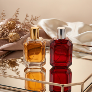 ทรอปิคอล วานิลลา โค แอนด์ ไวท์ ฟลอรัลส์ หมายเลข 21, กลิ่นมะพร้าวครีมมี่และไม้จันทน์หอม, สเปรย์น้ำหอมสำหรับวันหยุดฤดูร้อนแสนฝัน - Product Image 5