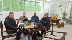 Coche eléctrico 2024 Kama Electric Commercial Passenger Van Cars 12/13/14 Seater Ev Mini Campus 41.932kWh Ev Furgones - Product Image 6