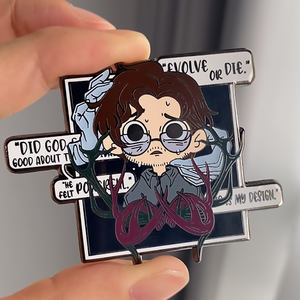 بيع بالجملة مخصص جودة عالية تصميم مجاني أنيمي ألعاب فيلم الطرفية توهج في الظلام لطية صدر السترة دبوس المينا لينة الحرف المعدنية - Product Image 5