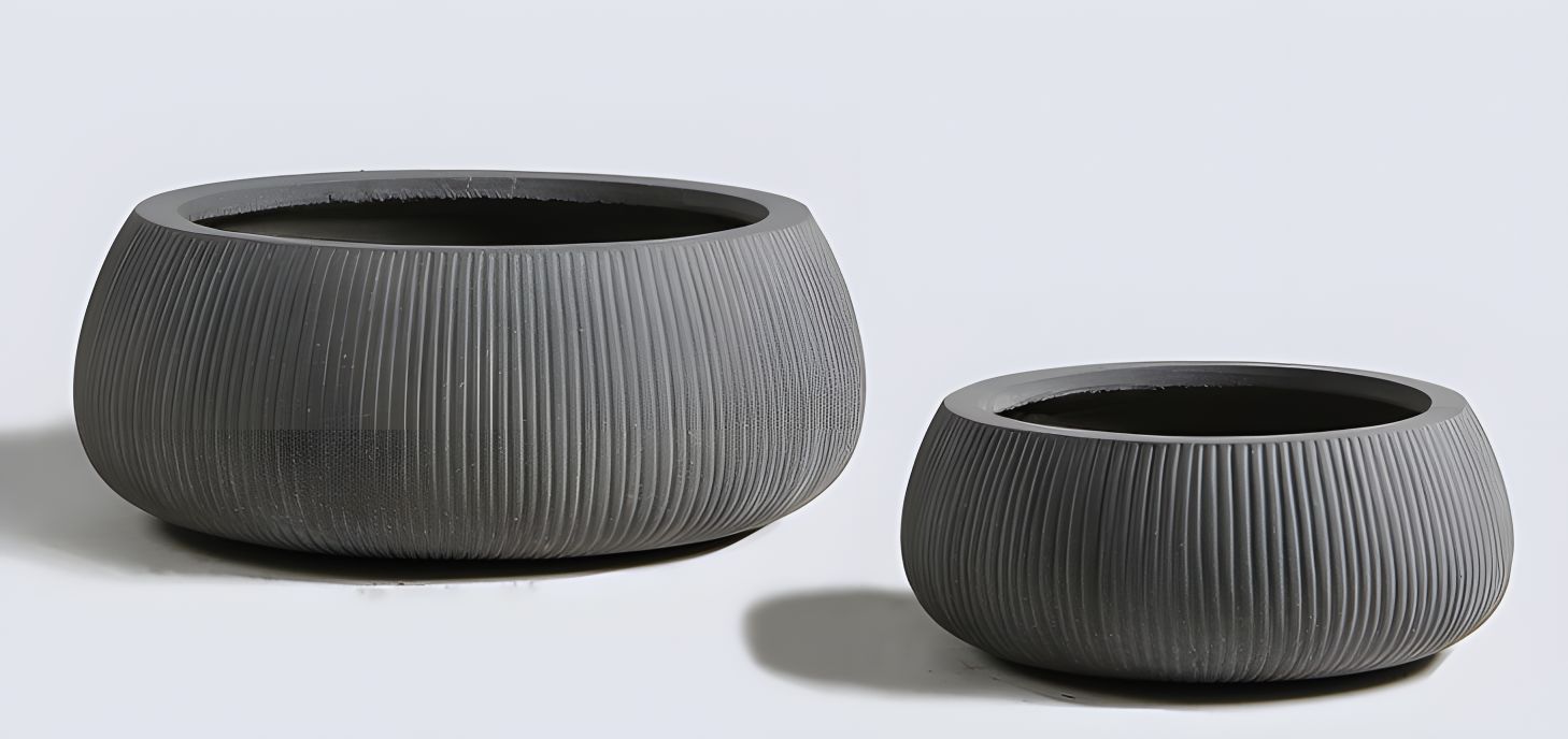 สีเทาเข้ม