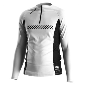 Hauts à fermeture éclair 1/4, chaleur et légèreté, tissu respirant, panneau latéral et coupe ergonomique pour une mobilité maximale - Product Image 3