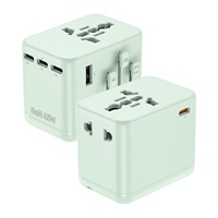 Ports USB, prise universelle multi-types, prise universelle
