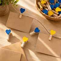 Nouveauté 2025 – Lot de 50 pinces en bois en forme de cœur, attaches pour vêtements, décoration de mariage DIY, pinces à linge mignonnes