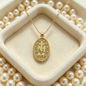 Collana in Metallo con Motivi Cristiani, Placcata in Oro 18k, Argento Sterling 925, Collana con Vergine Maria, Gioiello Decorativo Femminile - Product Image 4