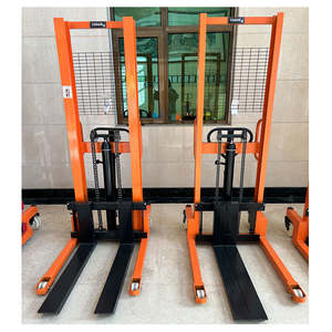 समायोज्य फोर्क चौड़ाई के साथ 1 टी मैनुअल स्टेकर: विभिन्न पैलेट आकारों के लिए अनुकूलनीय - Product Image 1