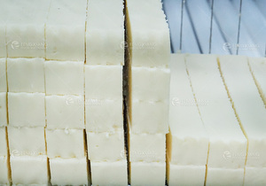 Machine à trancher et à couper le fromage, le tofu, la mozzarella, le fromage caillé, le Spam, le porc, le lait et le camembert - Product Image 6