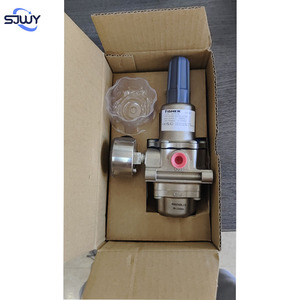 ตัวควบคุมอุตสาหกรรมแบบลดแรงดันและควบคุมรุ่นดั้งเดิม 67CFSR - Product Image 3