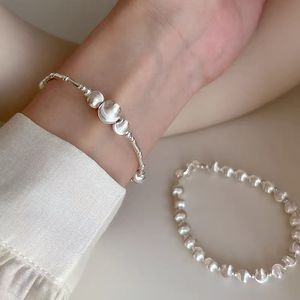 2024 Collier pendentif petite cloche simple et polyvalent Articles à la mode et élégants - Product Image 3