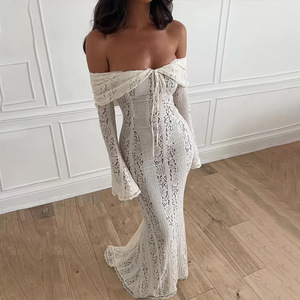 Robe longue moulante en dentelle à épaules dénudées, taille haute, dos nu, robe de soirée, couleur unie, tissu polyester - Product Image 1