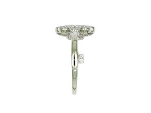 Anillo Abierto con Motivo de Llave en Filigrana con Incrustaciones de Diamantes en Oro Blanco de 18K, Joyería de Lujo para Mujer - Product Image 3