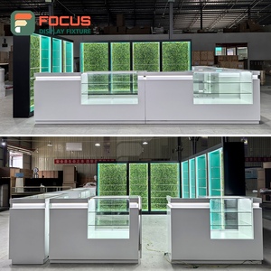 Vitrina Minimalista para Tienda de Cigarrillos, Mostrador de Madera y Vidrio con Luz LED, Vitrina para Exhibición de Tabaco - Product Image 1