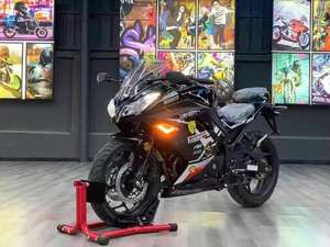 Moto de course Kawasaki <span class=keywords><strong>Ninja</strong></span> 250cc à essence, design léger haute vitesse, puissance fluide et excellente maniabilité - Product Image 3