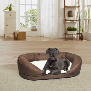 Cama Rectangular Moderna para Mascotas para Perros y Gatos, Cuna Suave y Transpirable con Material de Fibra de Patrón Sólido Empaquetado en Cartón - Product Image 1