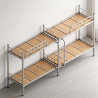 Cama litera metálica moderna de alta resistencia para 4 personas, con escalera y barandillas, ideal para ahorrar espacio en dormitorios, hoteles y apartamentos.