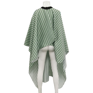 Cape de coiffeur imperméable antiadhésive de grande taille avec col en velcro en silicone, cape de barbier professionnelle, usine SMETA Sedex 4P - Product Image 4