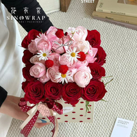 Kotak Hadiah Bunga Segar SINOWRAP Velvet Polka Dot Hug Bucket Perlengkapan Rangkaian Bunga Grosir Ember Buket