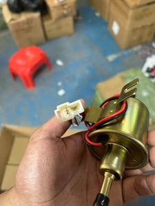 Pompe à <span class=keywords><strong>carburant</strong></span> électrique universelle diesel essence 12V basse pression HEP 02A <span class=keywords><strong>pour</strong></span> voiture HEP-02A - Product Image 2