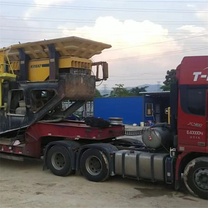 Camion de transport de marchandises lourdes de plus de 50 tonnes, moteur diesel, poids total supérieur à 30 000 kg, pour la logistique de marchandises surdimensionnées - Product Image 1