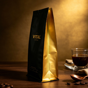 Bolsa resellable con cierre zip y estampado dorado personalizado en lámina mate para envasar y almacenar granos de café, té, nueces y alimentos. - Product Image 4