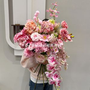 Hortensia Artificial Secret Garden, 132 Pétalos, Cabeza de 18 cm, Tallo de 53 cm, Decoración para Bodas - Product Image 3
