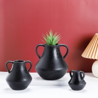 Vase en porcelaine texturée noir mat moderne et populaire pour la décoration de table intérieure