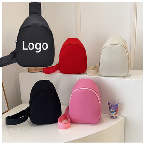 Mini <span class=keywords><strong>bolsa</strong></span> de pecho con logotipo personalizado de fábrica 2025 Nueva riñonera portátil para niños con correa ajustable riñonera OEM entrega rápida <span class=keywords><strong>en</strong></span> Stock - Product Image 1