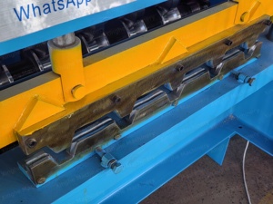 Gebouw Gebruik Hydraulische Metalen Boog Gegalvaniseerde Gegolfde Stalen Profiel Dakplaat Buiging Rolvormmachine - Product Image 5