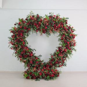 S1090 Arreglo Floral Artificial para Boda, Fondo de Rosas de Seda con Corazón Rojo para Decoración de Fiestas de Boda - Product Image 1