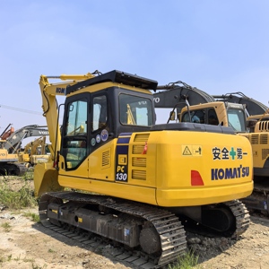 Excavadora hidráulica de cadenas Komatsu PC130 original de Japón, 13 toneladas, pocas horas de uso, equipo de construcción en venta para paisajismo - Product Image 3
