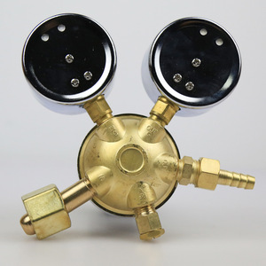 Régulateur de pression d'hélium Yqhe 5, 0,8 Mpa, à une seule étape, valve en laiton, Shanghai Tianchuan - Product Image 2