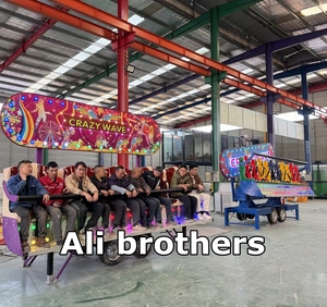 Crazy Wave Mini Indoor Amusement Park Ride Portable Thrill Funfair Trailer para Centro Comercial Miami Trip <span class=keywords><strong>Luna</strong></span> Waves Fiberglass - Product Image 5
