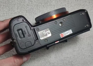 Appareil photo numérique de haute qualité 90% neuf, plein format A7 Mark II, appareil photo Sony FHD, appareil photo sans miroir Alpha 7 II - Product Image 6