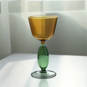 Verres à vin uniques faits à la main coloré Vintage Borosilicate 3.3 gobelet en verre pour l'utilisation de la barre de fête de mariage