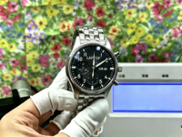Montre mécanique chronographe de luxe style pilote en acier inoxydable avec cristal saphir et calendrier hebdomadaire, nouvelle collection, best-seller depuis 26 ans