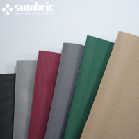 Tissu polyester 600D teinté dans la masse, imperméable et fonctionnel pour l'extérieur, avec revêtement PU, pour bâches de voiture et de bateau.