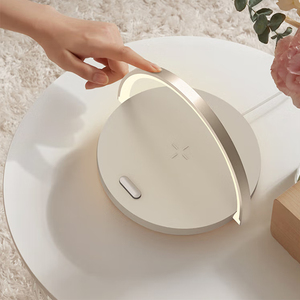 Lampe de table LED décorative d'intérieur innovante avec charge sans fil, contrôle <span class=keywords><strong>tactile</strong></span>, lampe de bureau sans fil protectrice pour les yeux, station de charge - Product Image 3