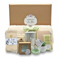 Coffret Cadeau Bien-être Confortable avec Chauffe-Cire Parfumée, Essentiels Faits Main et Boules de Bain Effervescentes