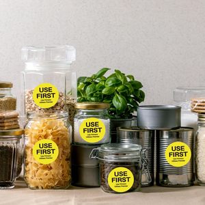 Étiquettes adhésives permanentes jaunes de 2 pouces à points ronds pour le contrôle des stocks alimentaires en restauration et cuisine (instruments bruts) - Product Image 5