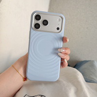 Coque en silicone liquide à motif ondulé de haute qualité pour iPhone 18 Pro Max, anti-traces de doigts, avec cadre métallique pour l'appareil photo