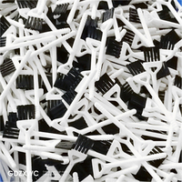 Nouvelles idées de produits d'outillage 2026 Brosse de nettoyage de clavier à poils souples en PBT de 110 mm de longueur, articles de cuisine modernes, brosses de nettoyage 6 couleurs